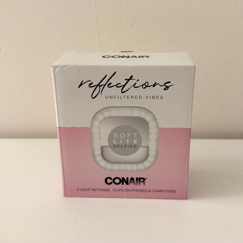 NWT CONAIR reflections selfie mirror light